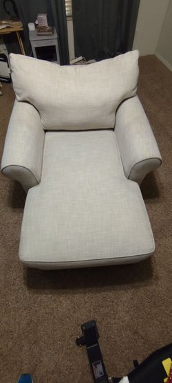 Chase lounge like new