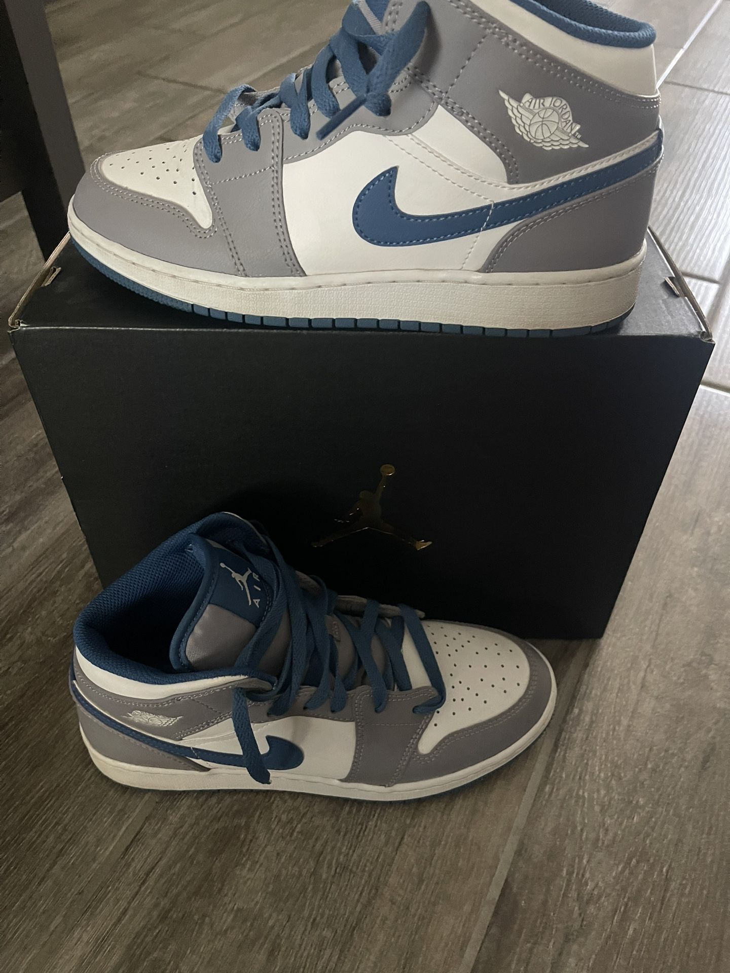 AIR JORDAN 1 MID (GS) Cement Grey