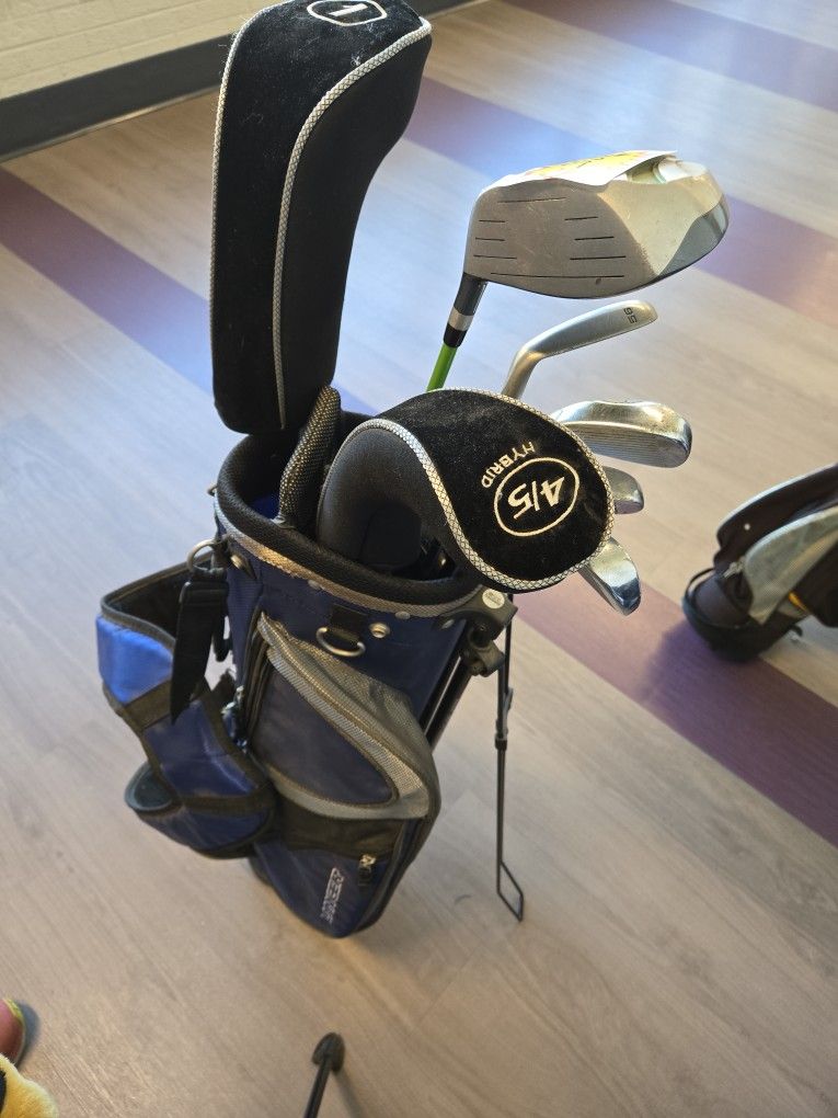 Kids Clubs and bag