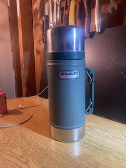 vintage Stanley Classic 1.1 Qt vacuum bottle in Hammertone Green