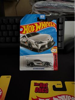 Hot Wheels 20 TOYOTA GR SUPRA