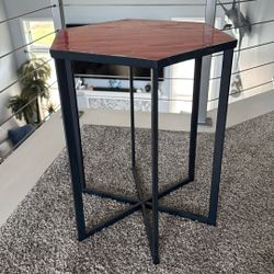 Set Of 2 End Tables