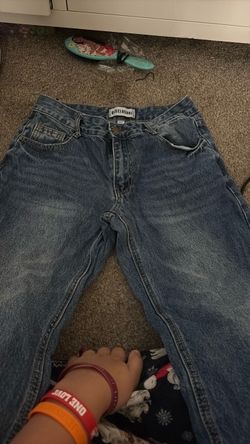 baggy jeans