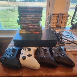 Xbox One S With Games And Extra Controllers