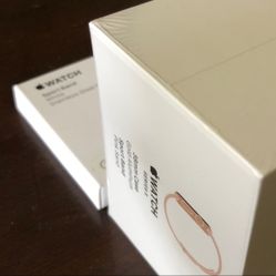 APPLE WATCHES 4 SERIES 40 Mm GOLD UNLOCKED