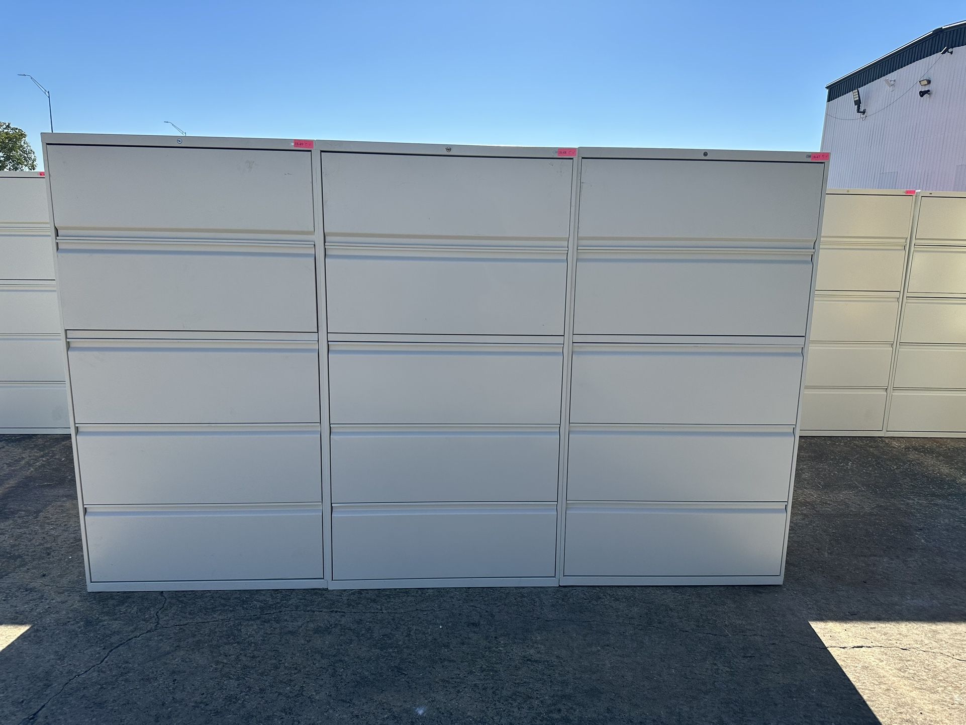 OFFICE/HOME FILE CABINET 5 DRAWERS LATERAL FILE CABINET