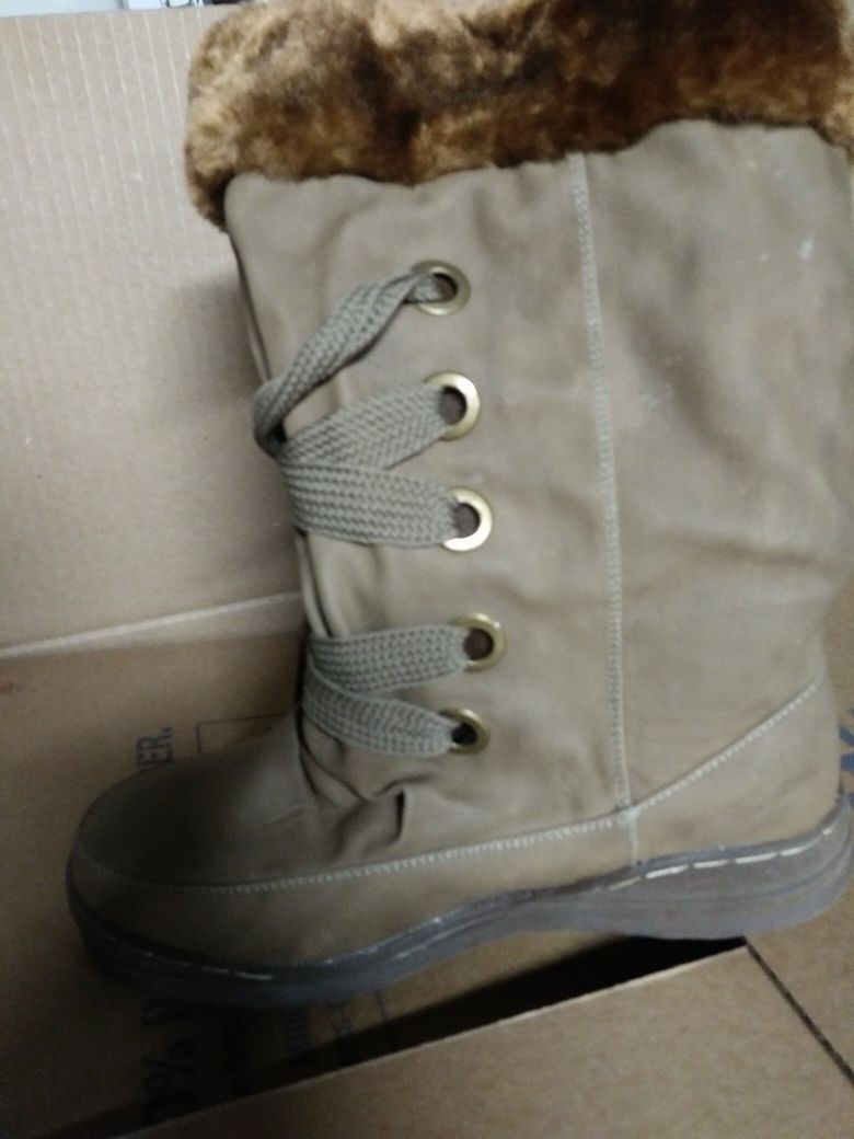 Boots$15 ( 2)6 (3) 6.5