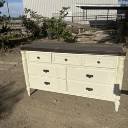 Dresser Cabinet 