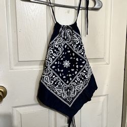 Women’s Top Size L Bandana Pattern