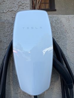 Tesla charger