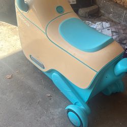 Ride On Suitcase