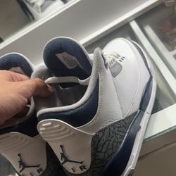 Air Jordan 3 Midnight Navy