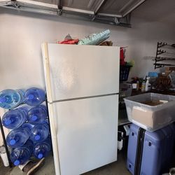 Garage Fridge For  Sale