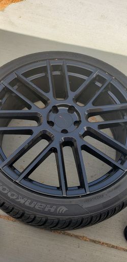 TSW 22’s wheels with tires