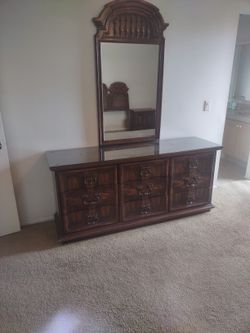 King Bedroom Set - 1970s Era- 6 Pieces