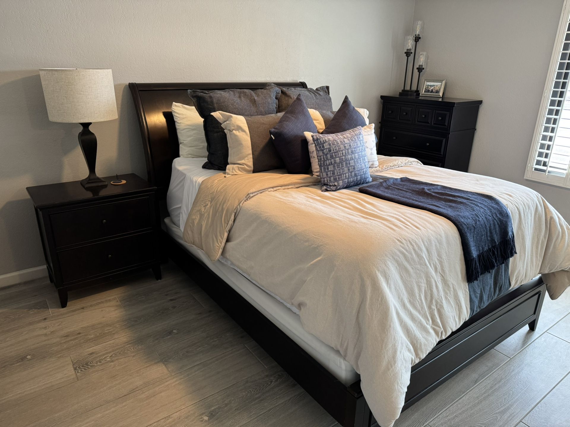Queen Wooden Bed frame