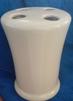 Toothbrush Holder 
