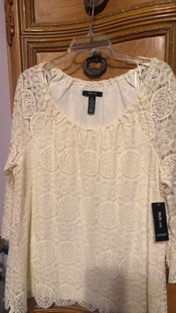 Women’s Lace Top