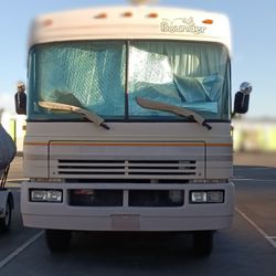 1992 Fleetwood Bounder