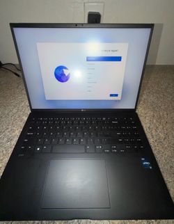 LG GRAM 16in Laptop 1TB i7