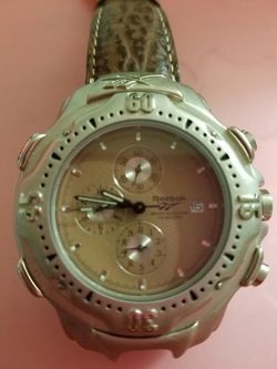 Reebok- genuine leather straps