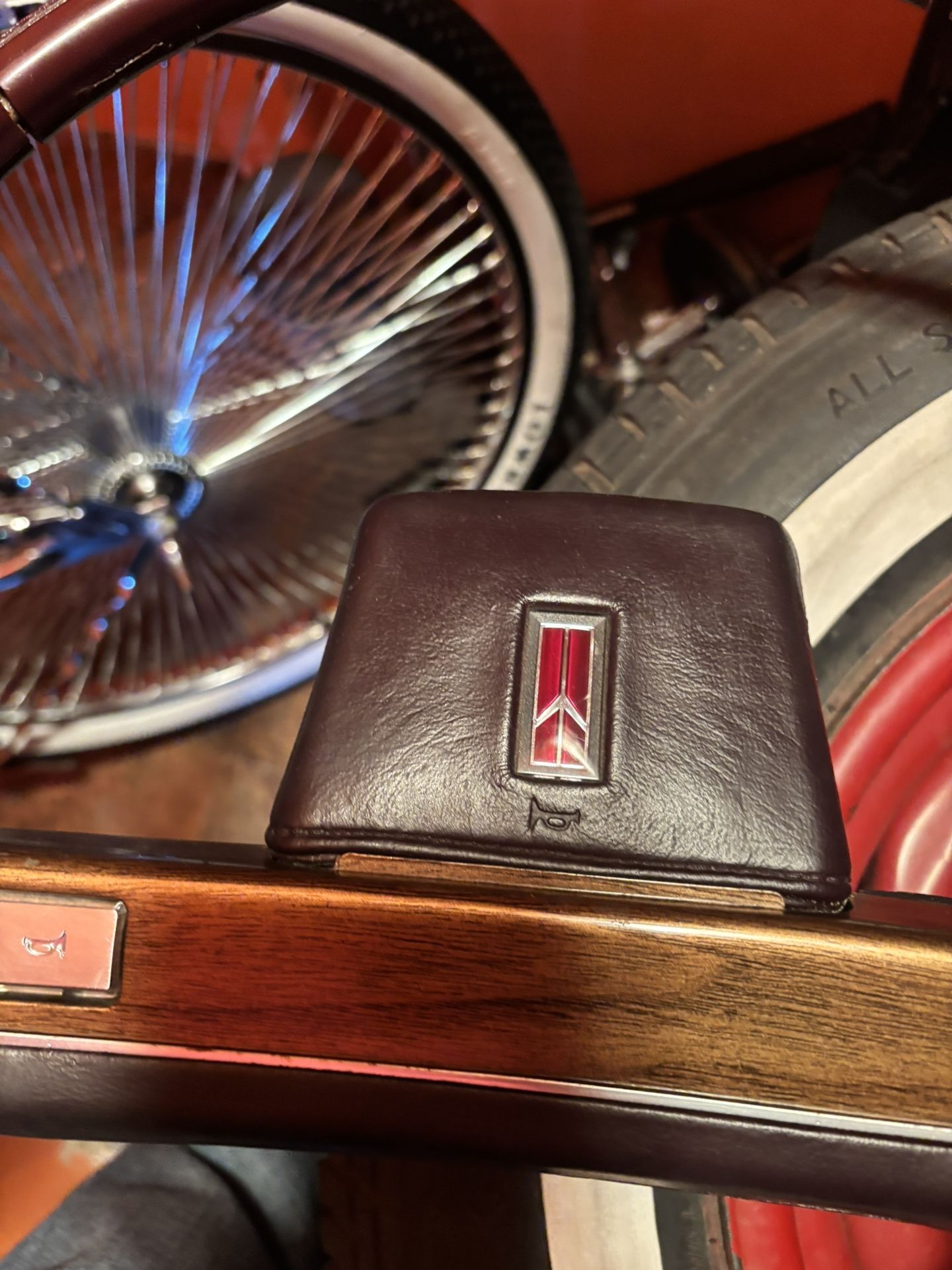 1988 Oldsmobile steering wheel