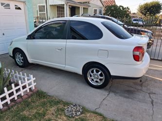 Toyota Echo Hatchback White