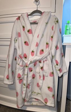 Girls Strawberry Bath Robe