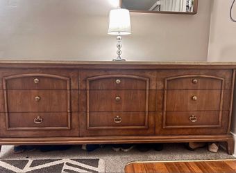 Italian Dresser