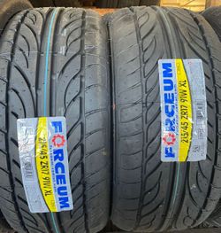 215/45/17 Brand New Set Of Tires 