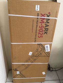 XM Mark Pull Up Bar