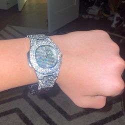 Mossaintaie Daimond Watch 