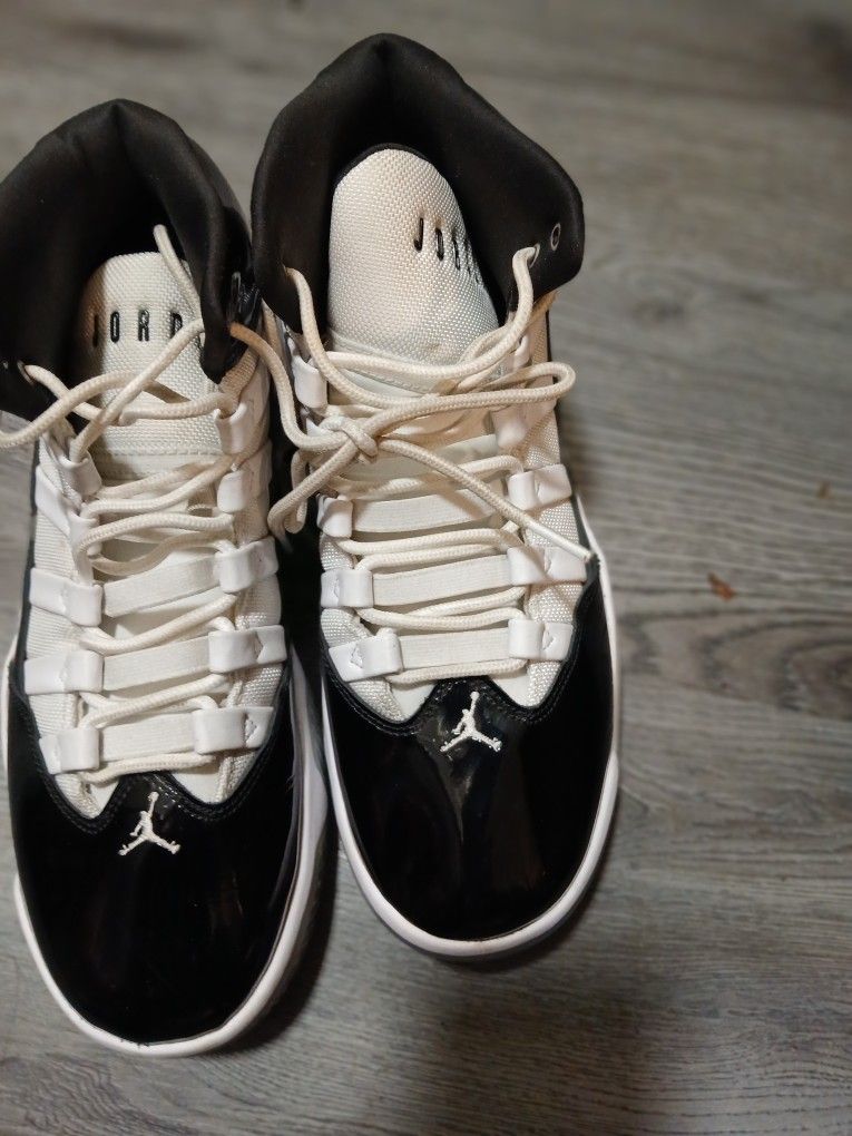Jordan Max Aura Black White 2020 AQ9084 011