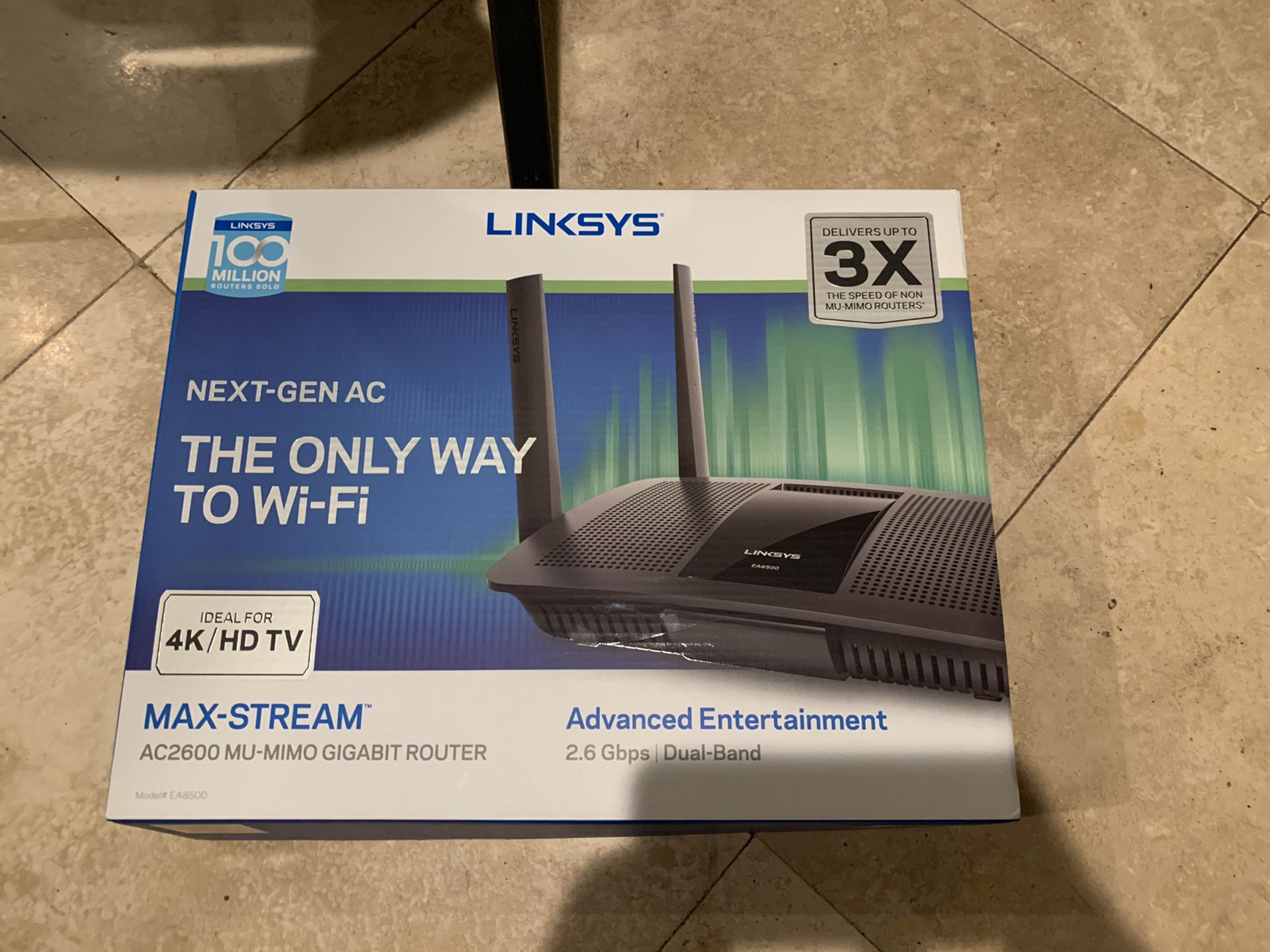 LINKSYS Router