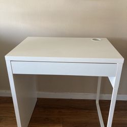 Ikea Micke Desk