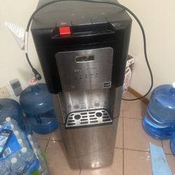 whirlpool water dispenser