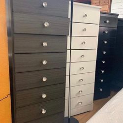 Paulina Dresser Conpress Wood 