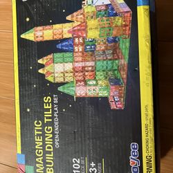 Magnetic Building Tiles 102 Pieces