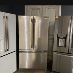 New Frigidaire Professional Counter Depth Bottom Freezer Refrigerator‼️‼️‼️