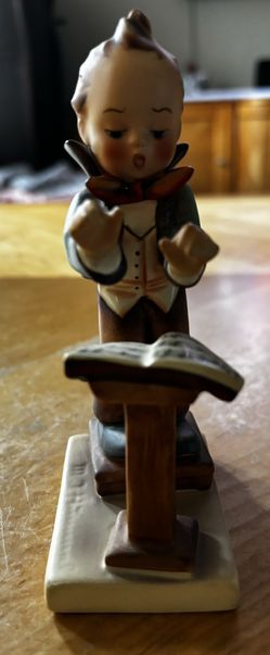 Goebel Hummel #129/0 "BAND LEADER" Music Conductor Boy Figurine 5.25" 