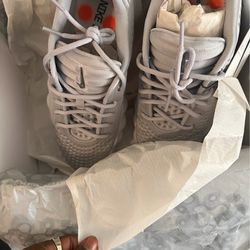 Nike mind shoes 002 sz 12