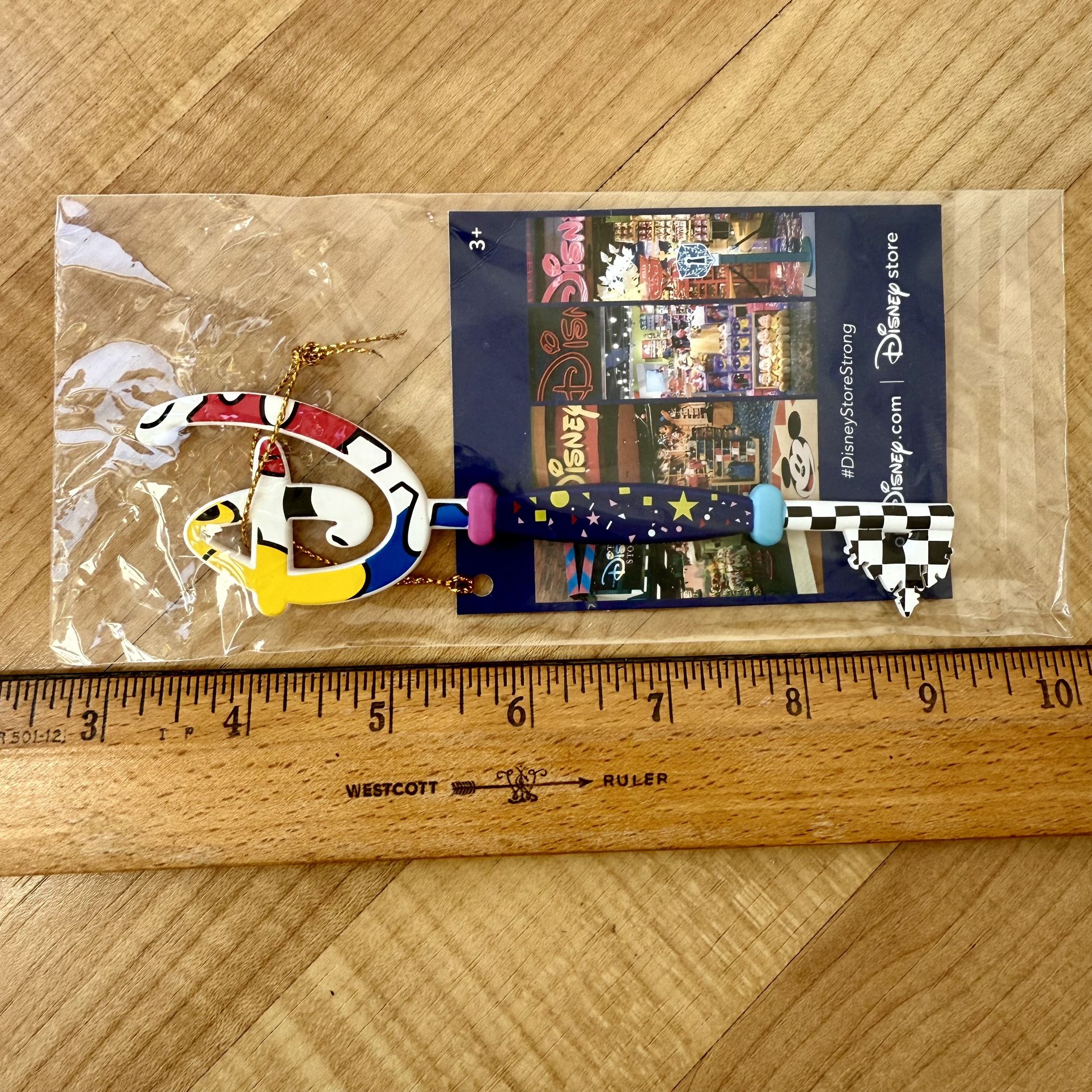 Disney Store Strong Collectible Cast Member Imagination Key - Sealed