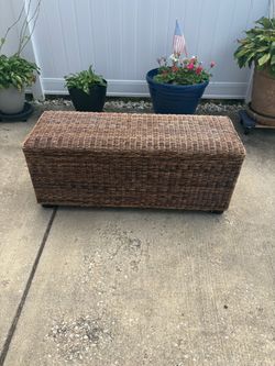Wicker Storage Ottoman Bench