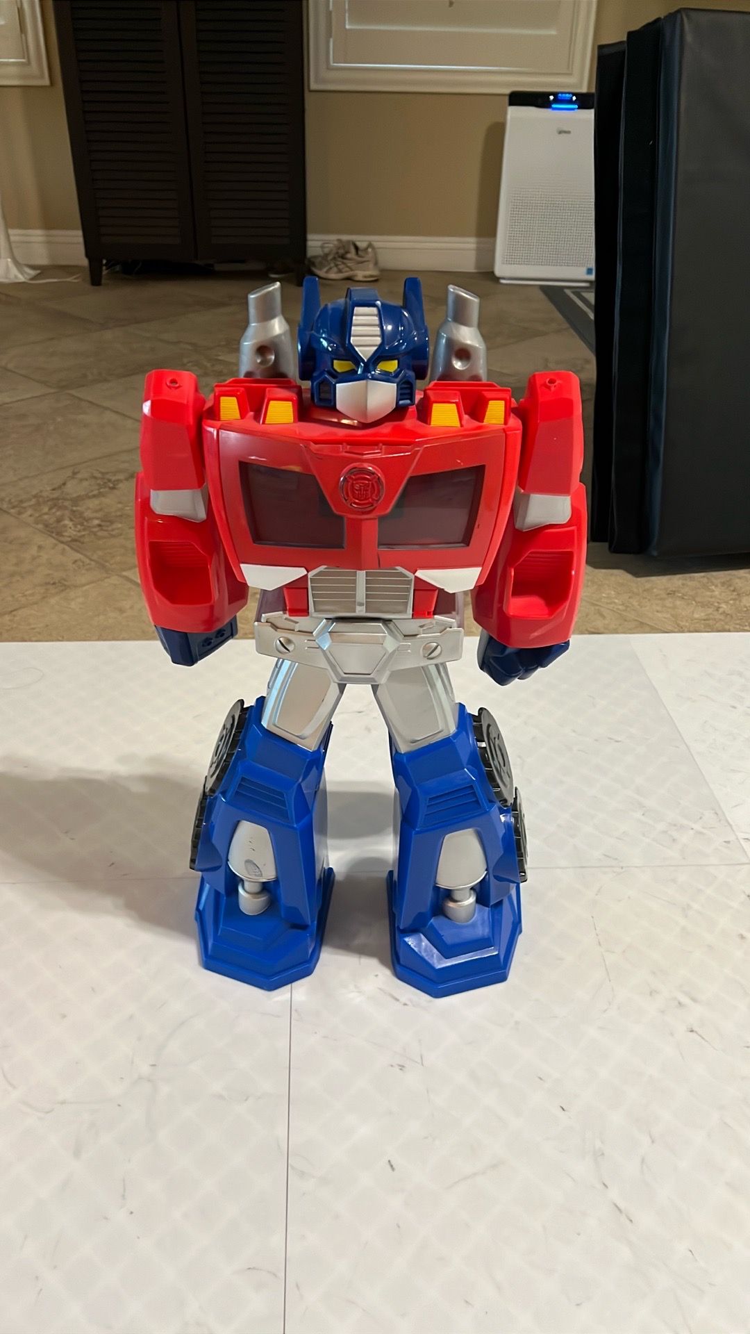 22” HUGE Transformers Rescue Bots Epic Optimus Prime Figure