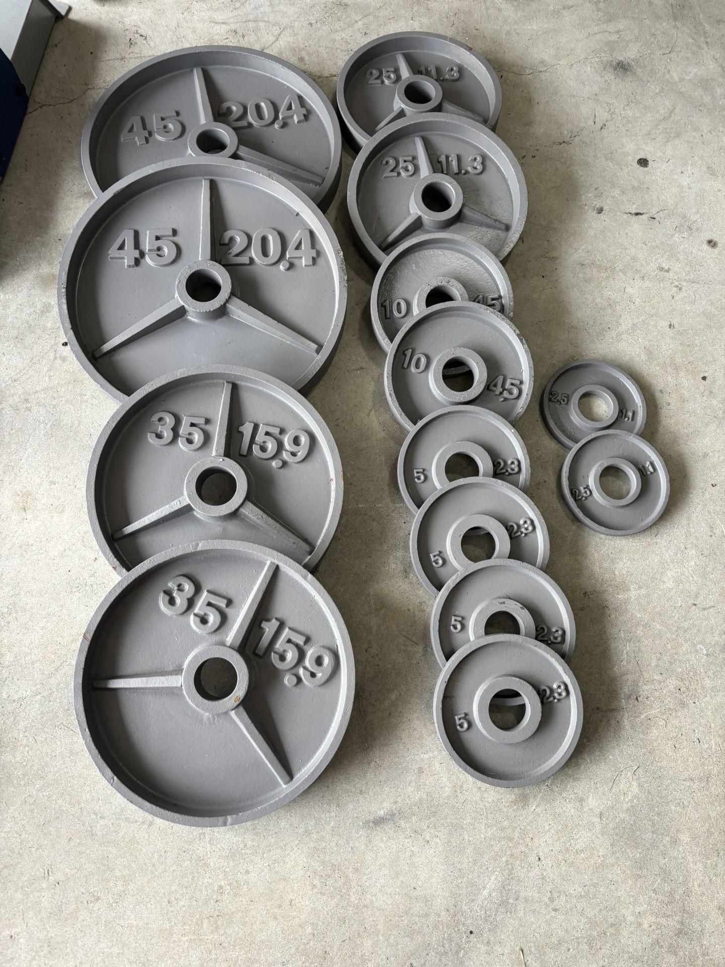 255 LBS Olympic Weight Plates( Deep Dish)