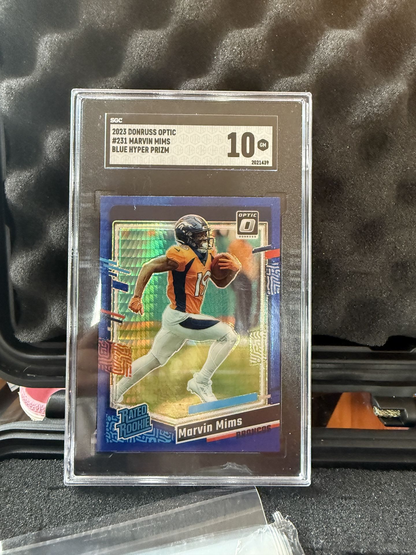 2023 Optic - Rated Rookie Marvin Mims #231 Blue Hyper Prizm SGC Gem 10