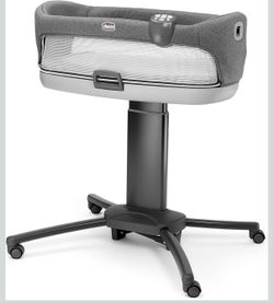 Chicco Close to You 3-in-1 Bedside Bassinet