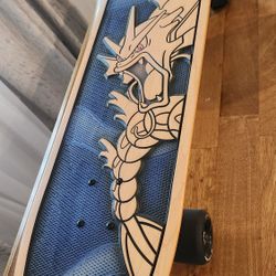 Bear Walker. Pokemon. Skate Board. Collectible 