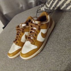 Nike Shoes Size 9.5