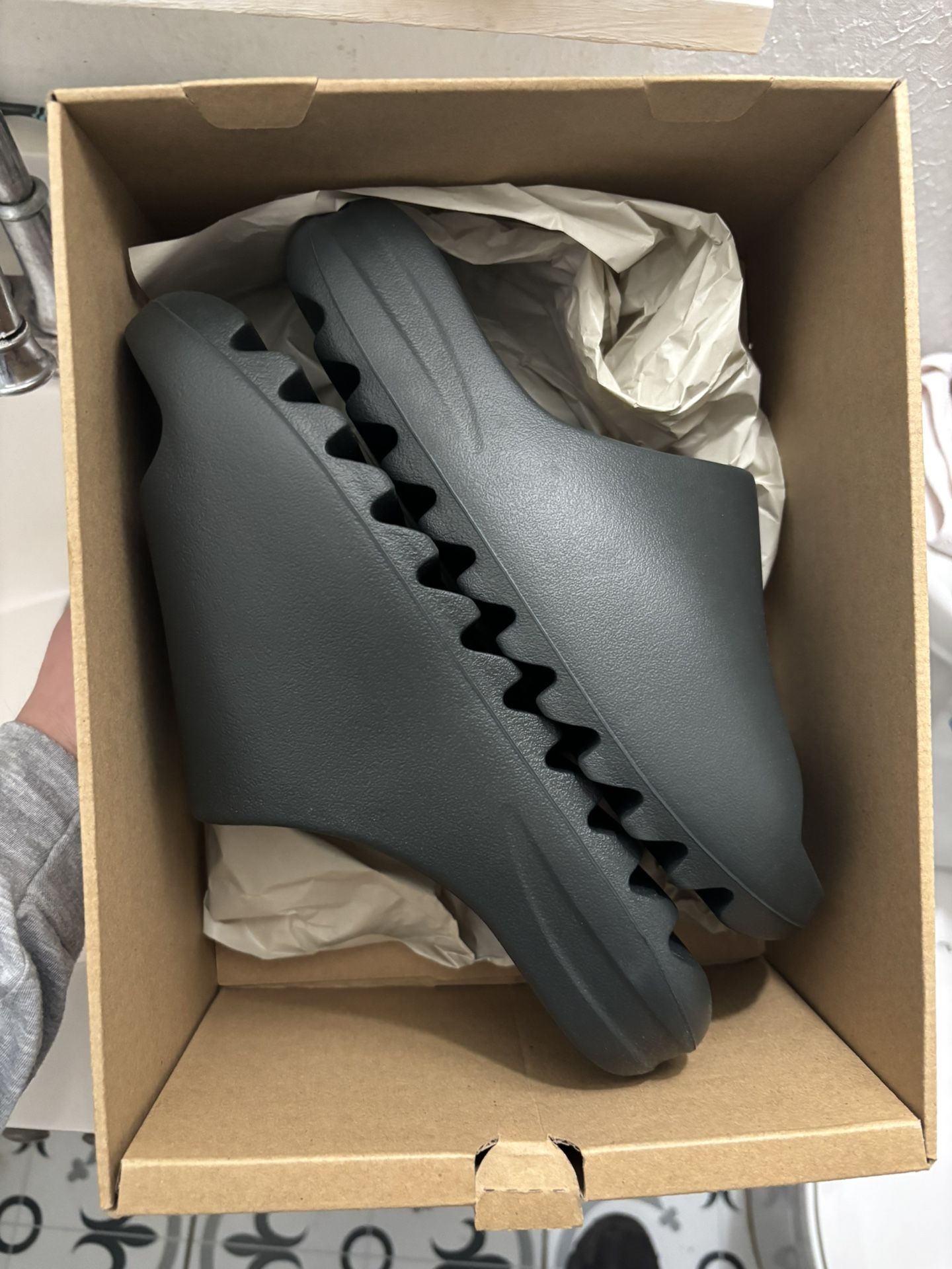 Ds Adidas Yeezy Dark Onyx Size 9